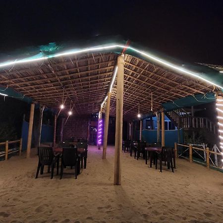 Hotel Golden Sky à Gokarna  Extérieur photo