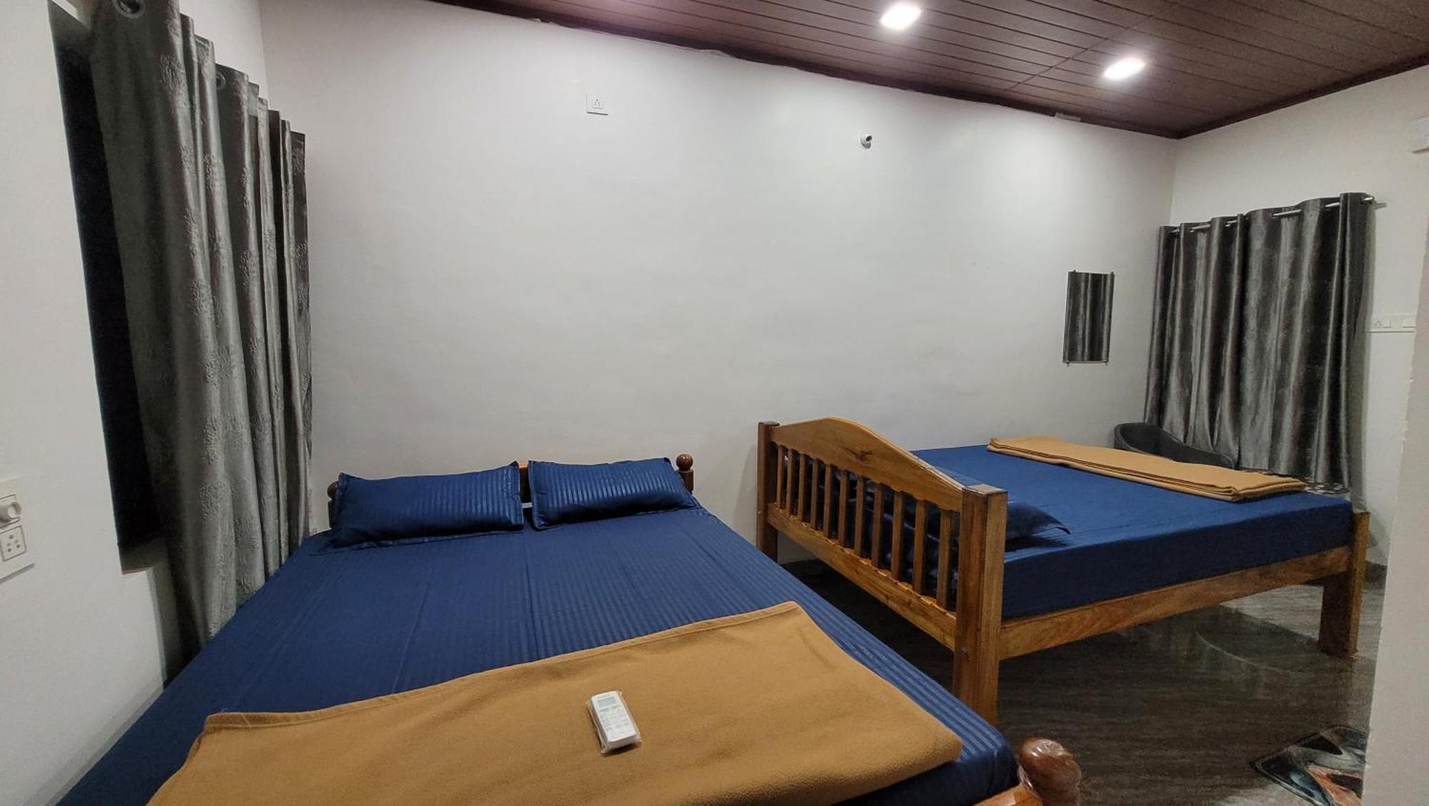Hotel Golden Sky à Gokarna  Extérieur photo